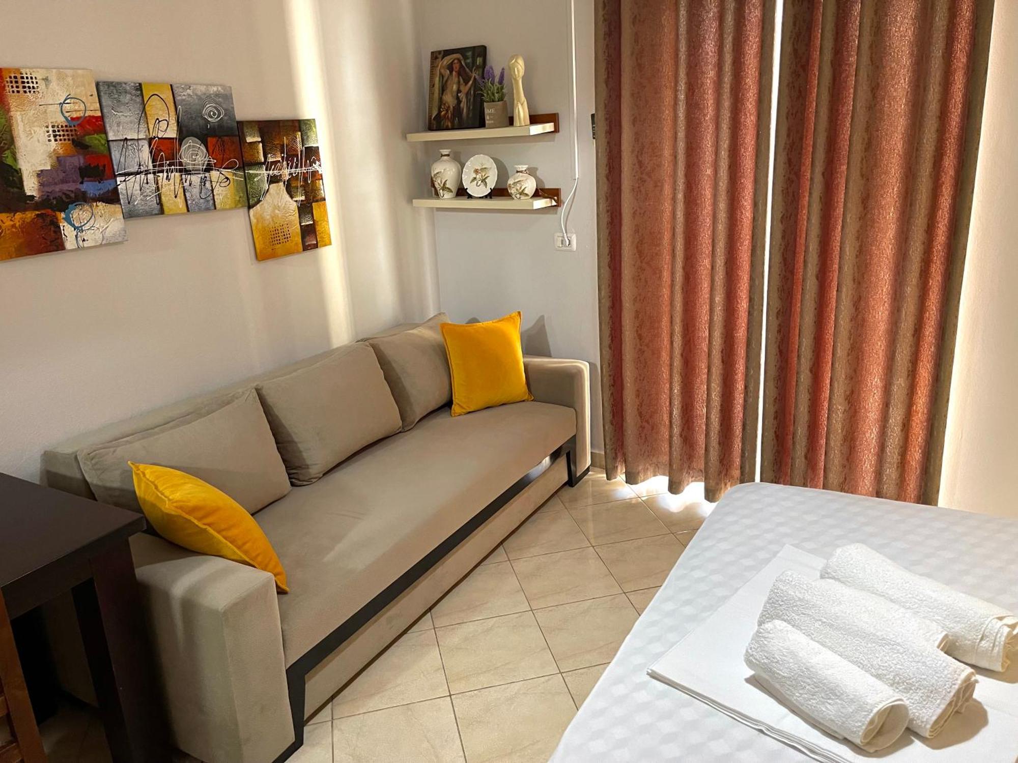 Melina Apartments Sarandë Exteriör bild